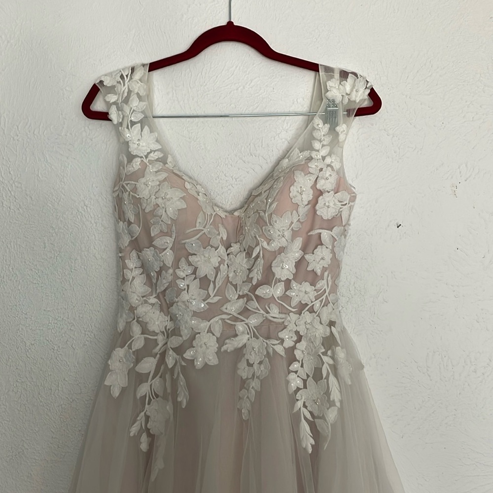 David's Bridal Cap Slv Ballgown